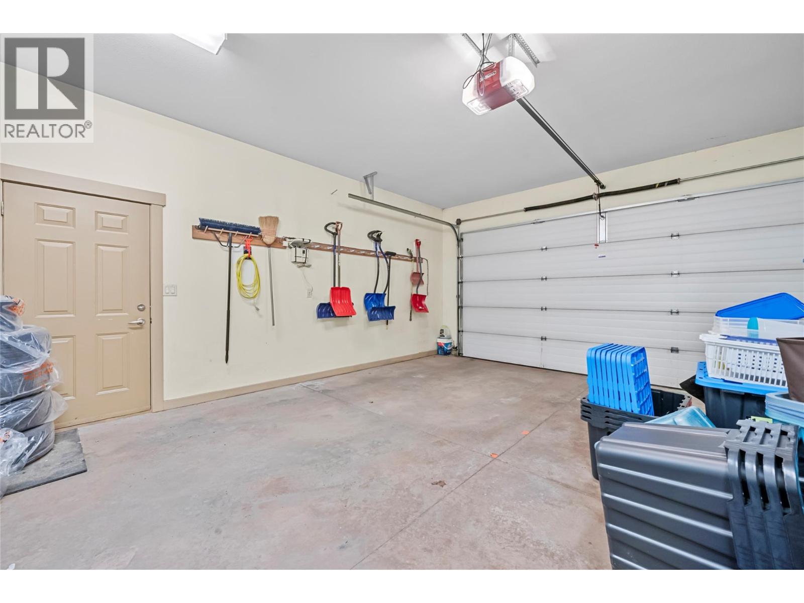 2470 24 Avenue NE, Salmon Arm