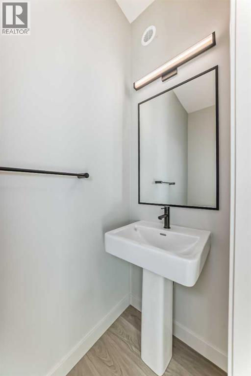 Single Family House for Sale in   Street SW Windsor Park Calgary 