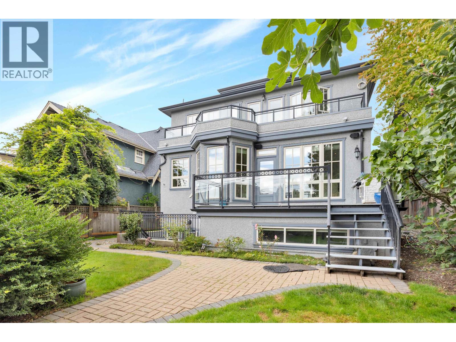 4038 W 33RD AVENUE, Vancouver