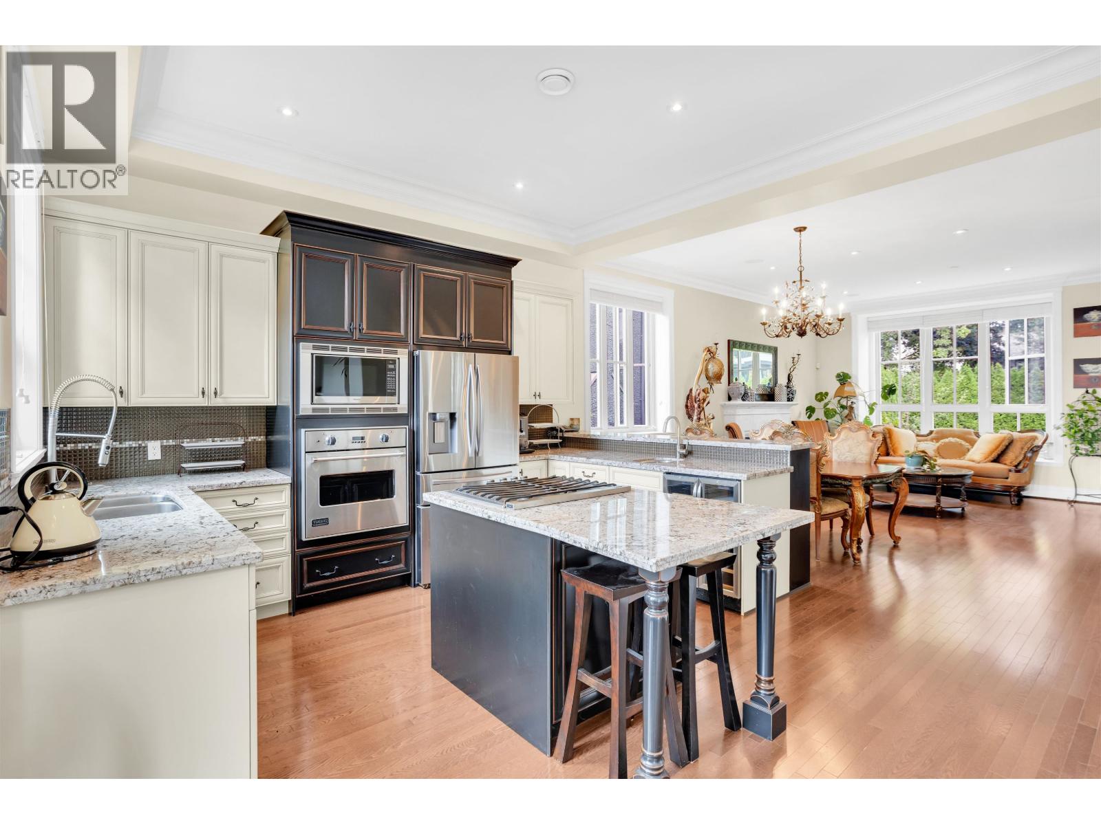 4038 W 33RD AVENUE, Vancouver