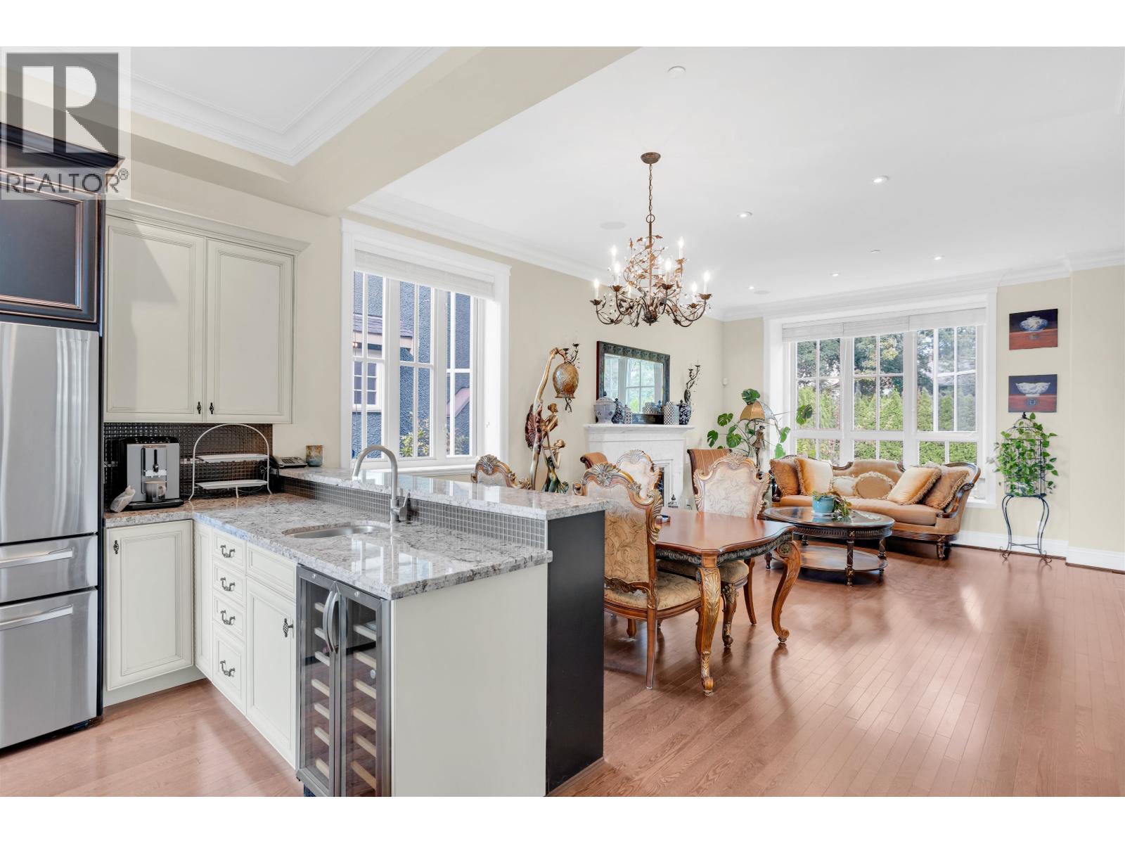 4038 W 33RD AVENUE, Vancouver