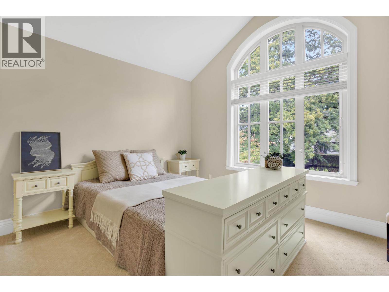 4038 W 33RD AVENUE, Vancouver