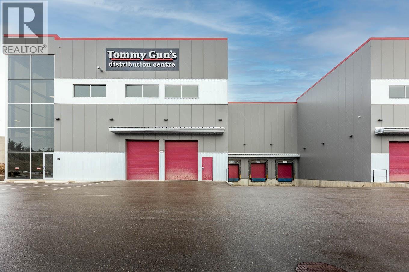 102 1965 Pier Mac Way, Kelowna