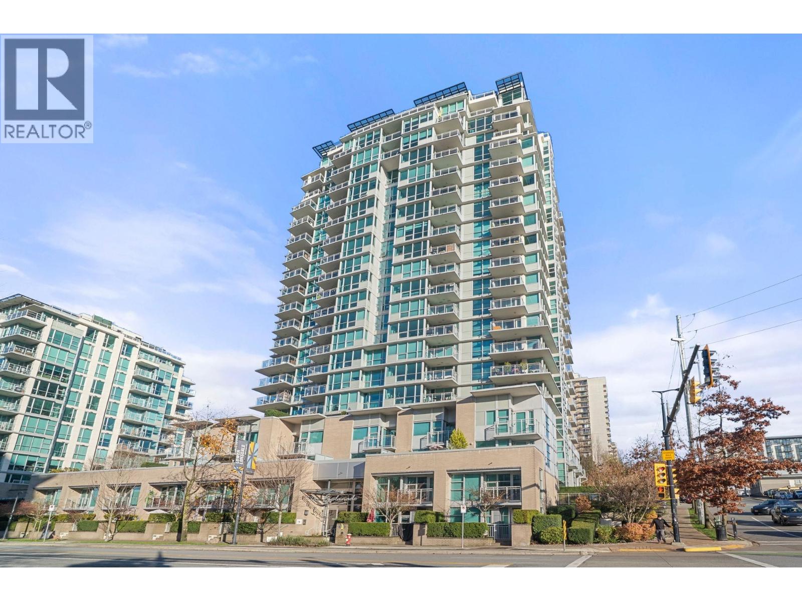 2102 188 E ESPLANADE STREET, North Vancouver