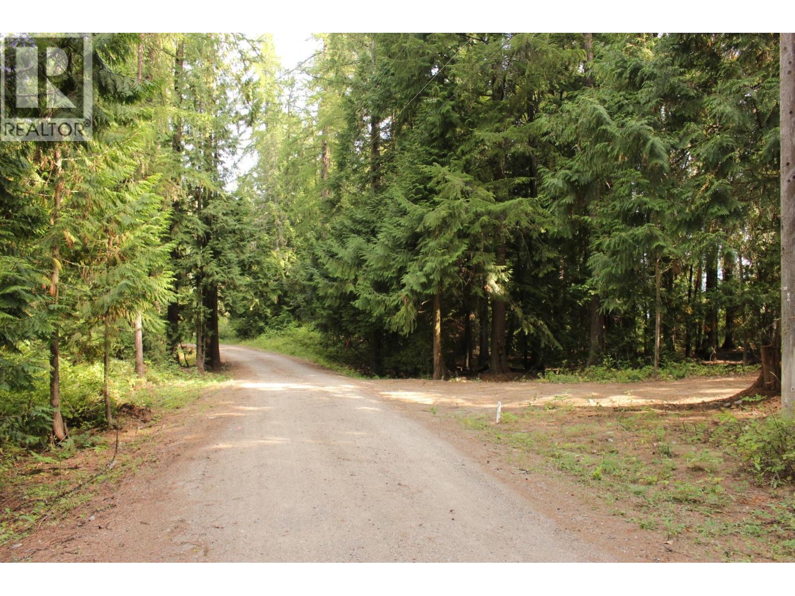 2640 3B Highway, Rossland