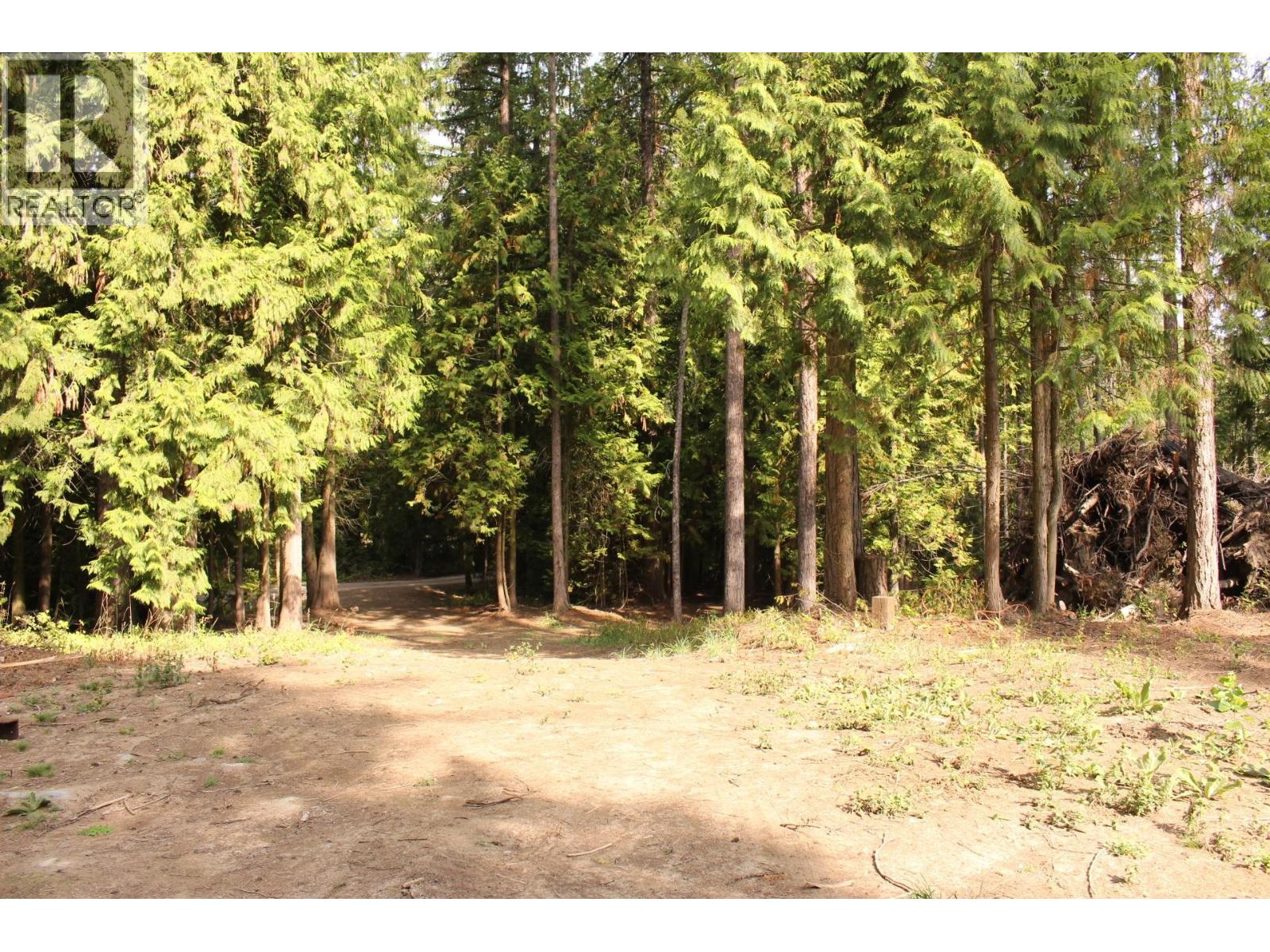 2640 3B Highway, Rossland
