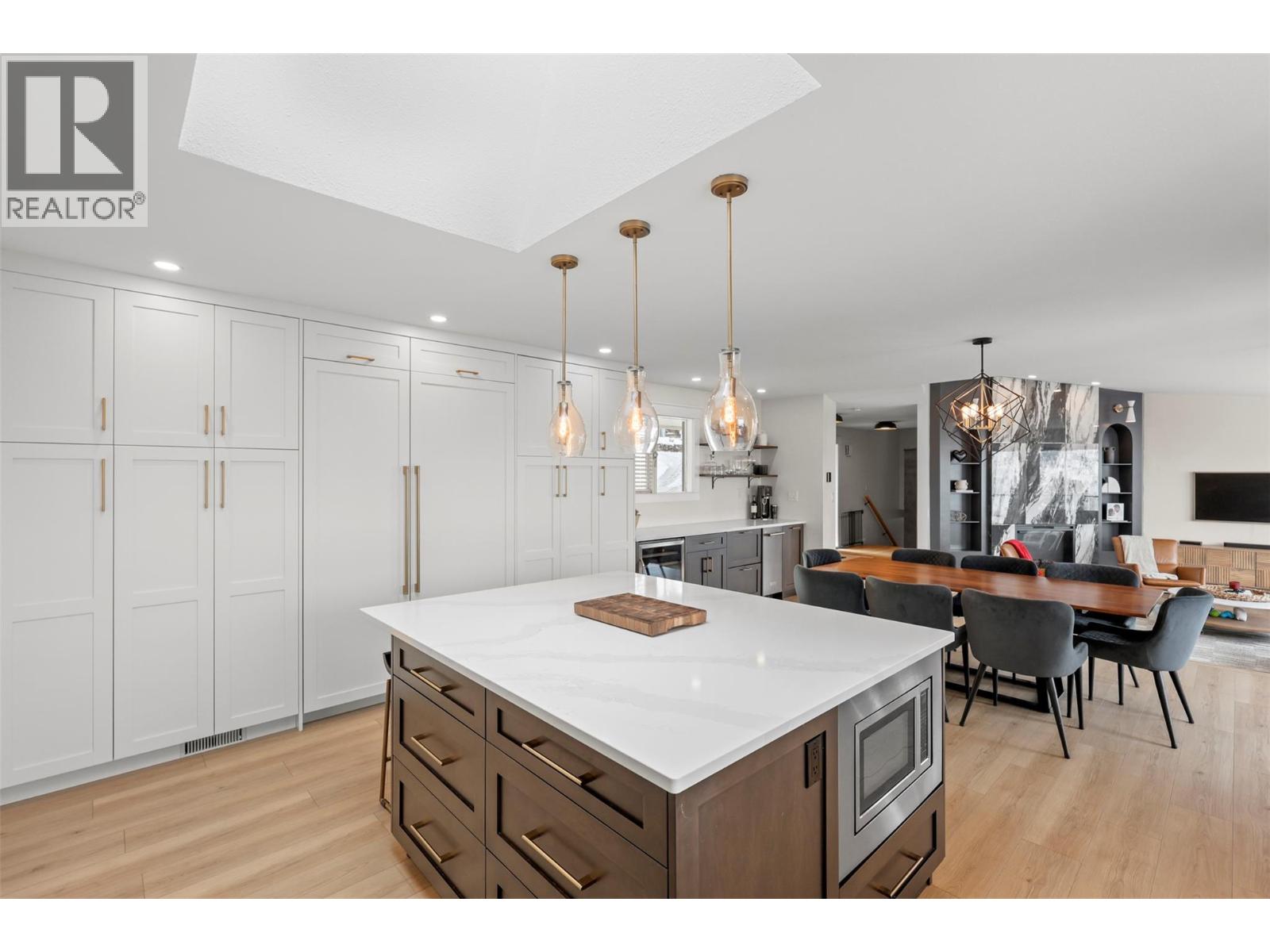 2010 High Country Boulevard, Kamloops