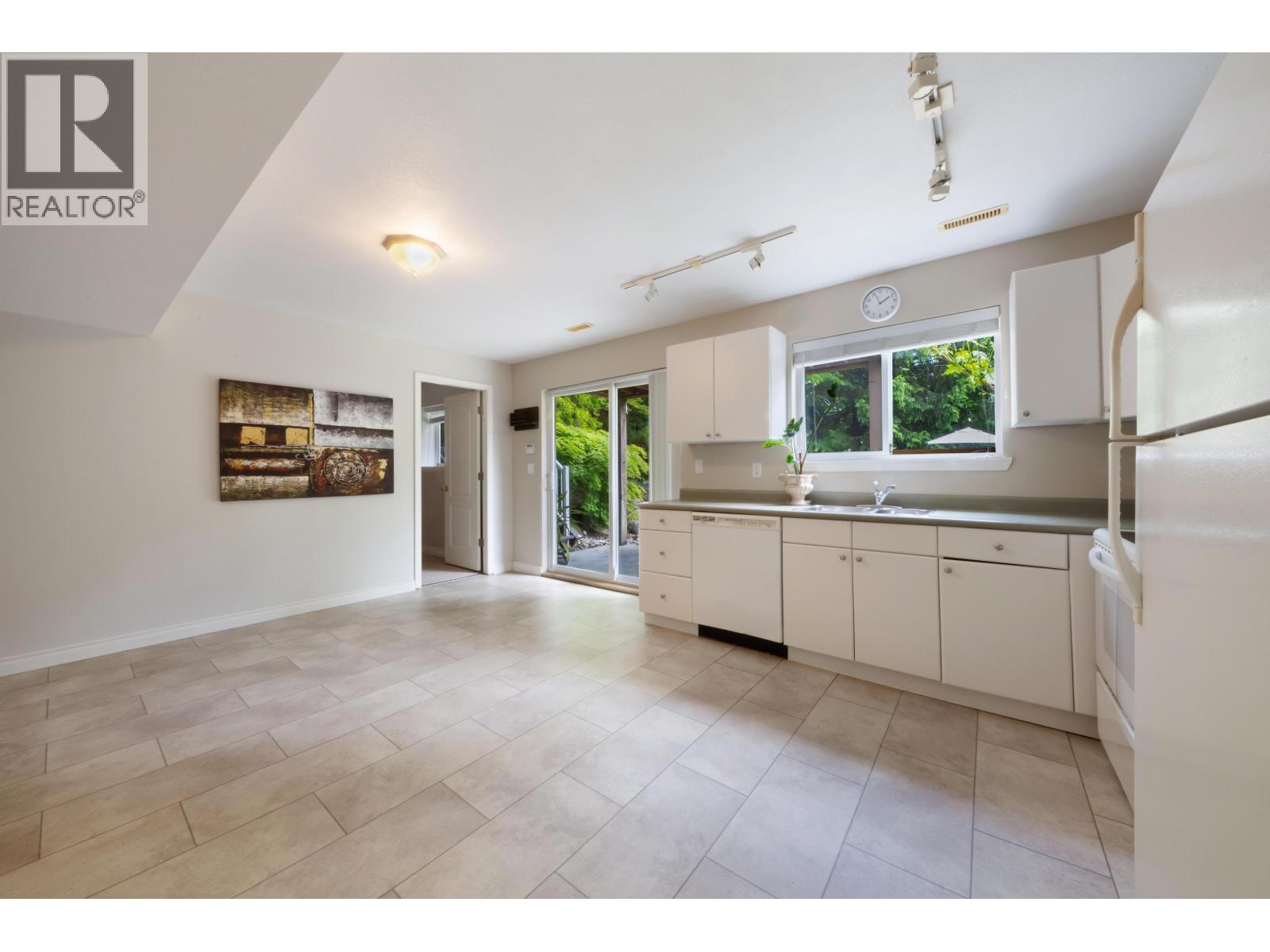 6 LINDEN STREET, Port Moody