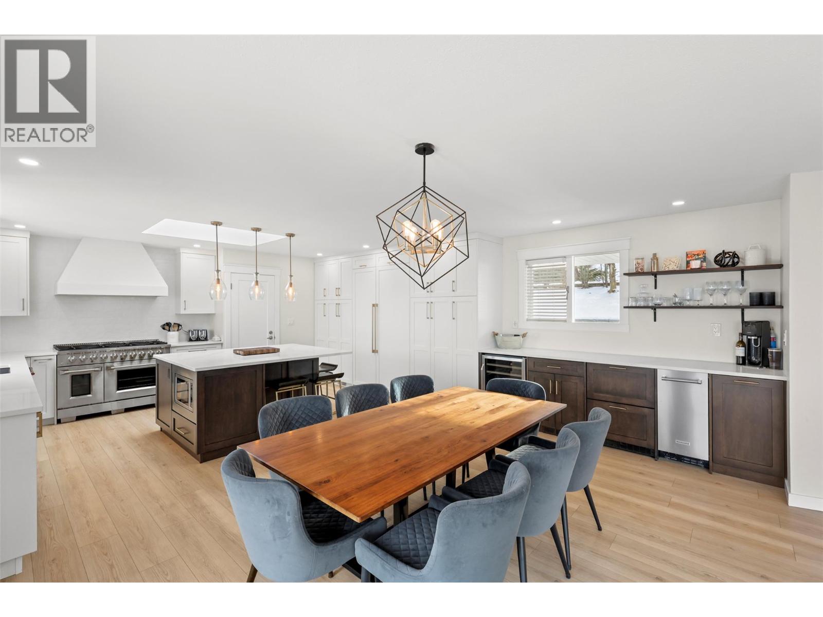 2010 High Country Boulevard, Kamloops