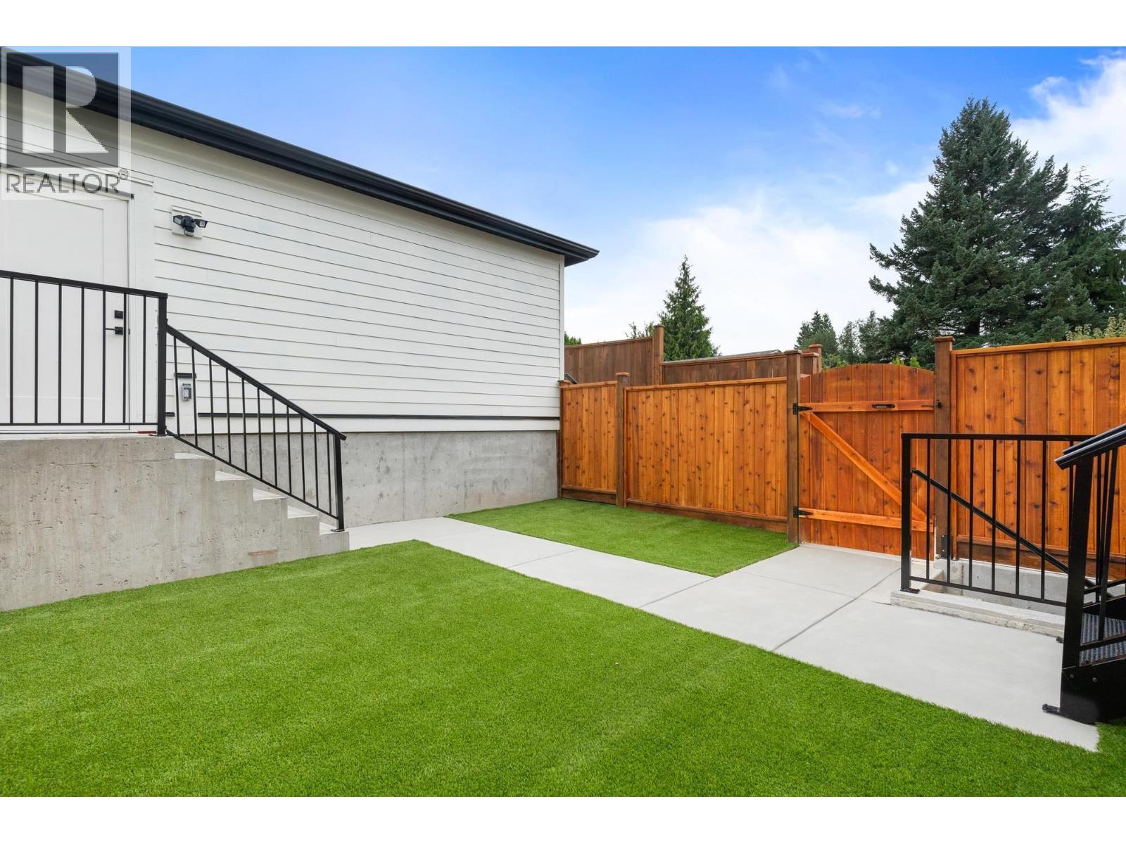 3 7822 GOODLAD STREET, Burnaby