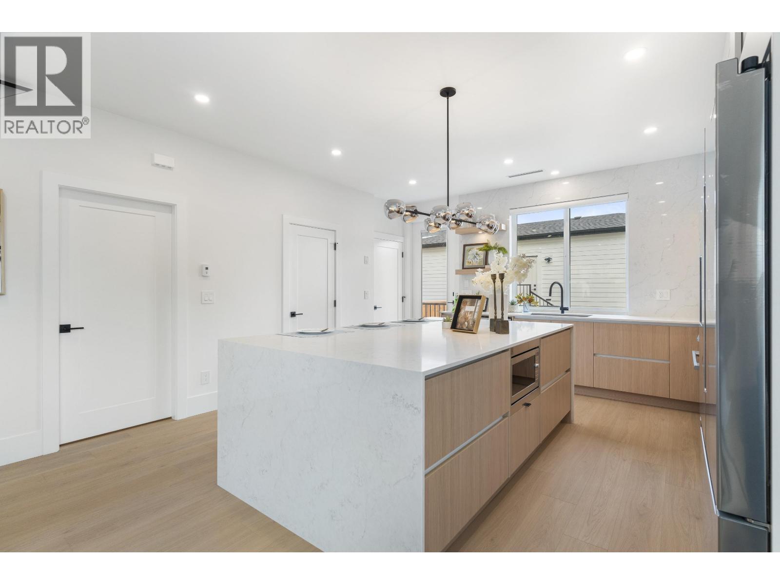 3 7822 GOODLAD STREET, Burnaby