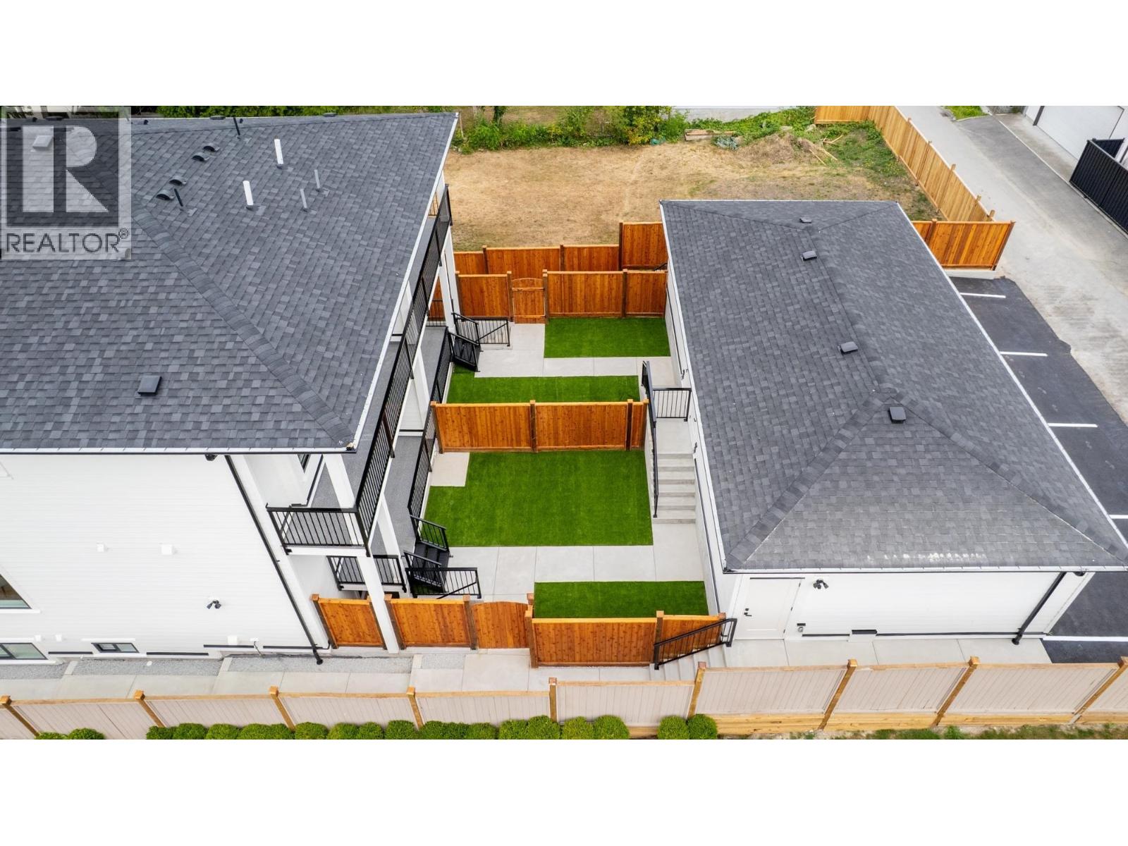 3 7822 GOODLAD STREET, Burnaby