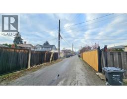 894 Morrison Avenue, Kelowna, BC V1Y5E5 Photo 16