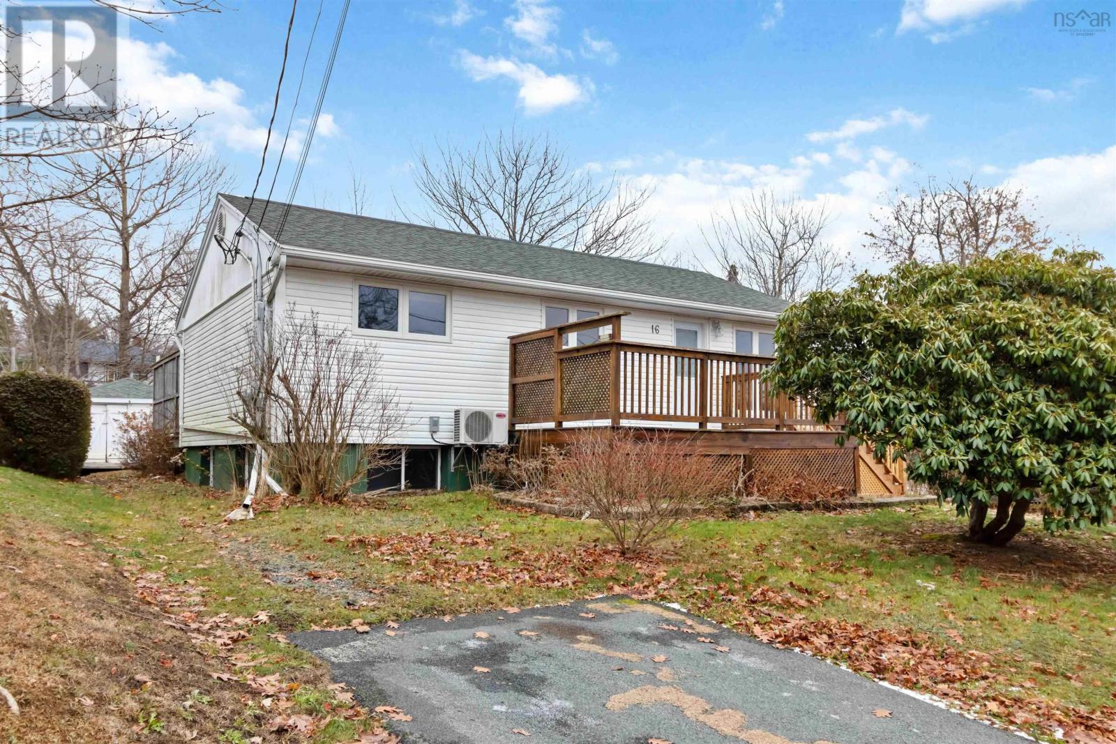 Property 2 of 31 of 16 Pauline Crescent