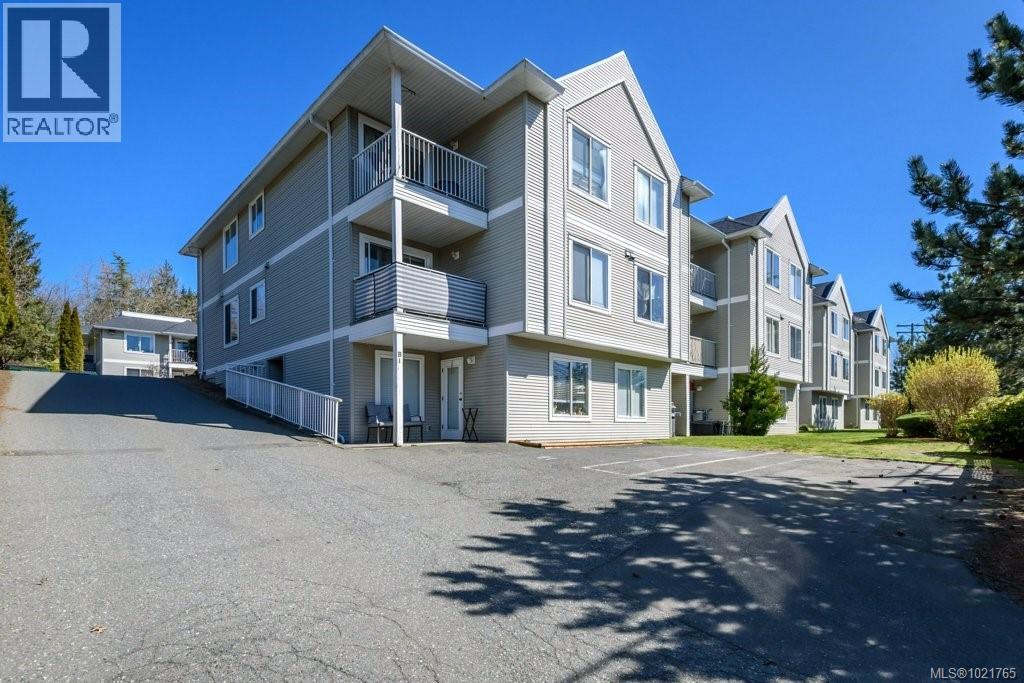 130 Back Rd, Courtenay - Exteriors - Full Complex View - Photo 7