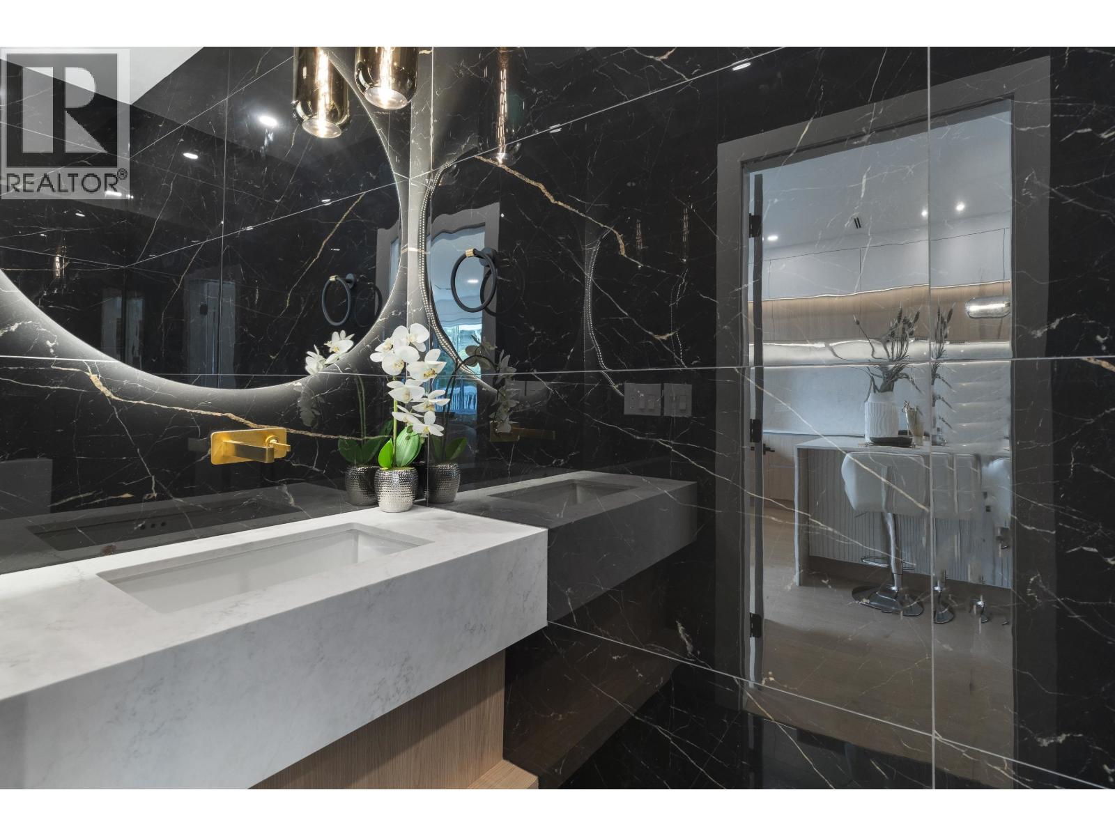 2 7822 GOODLAD STREET, Burnaby