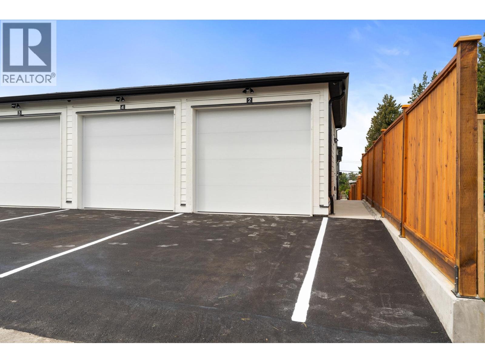 2 7822 GOODLAD STREET, Burnaby