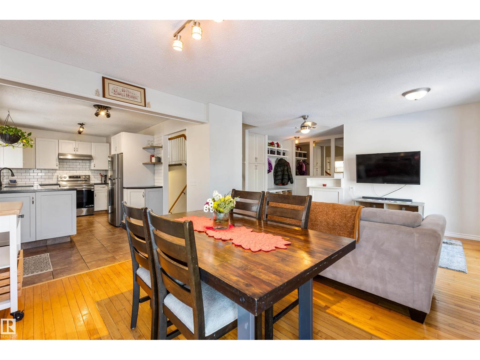 2707 138 AV NW, Edmonton