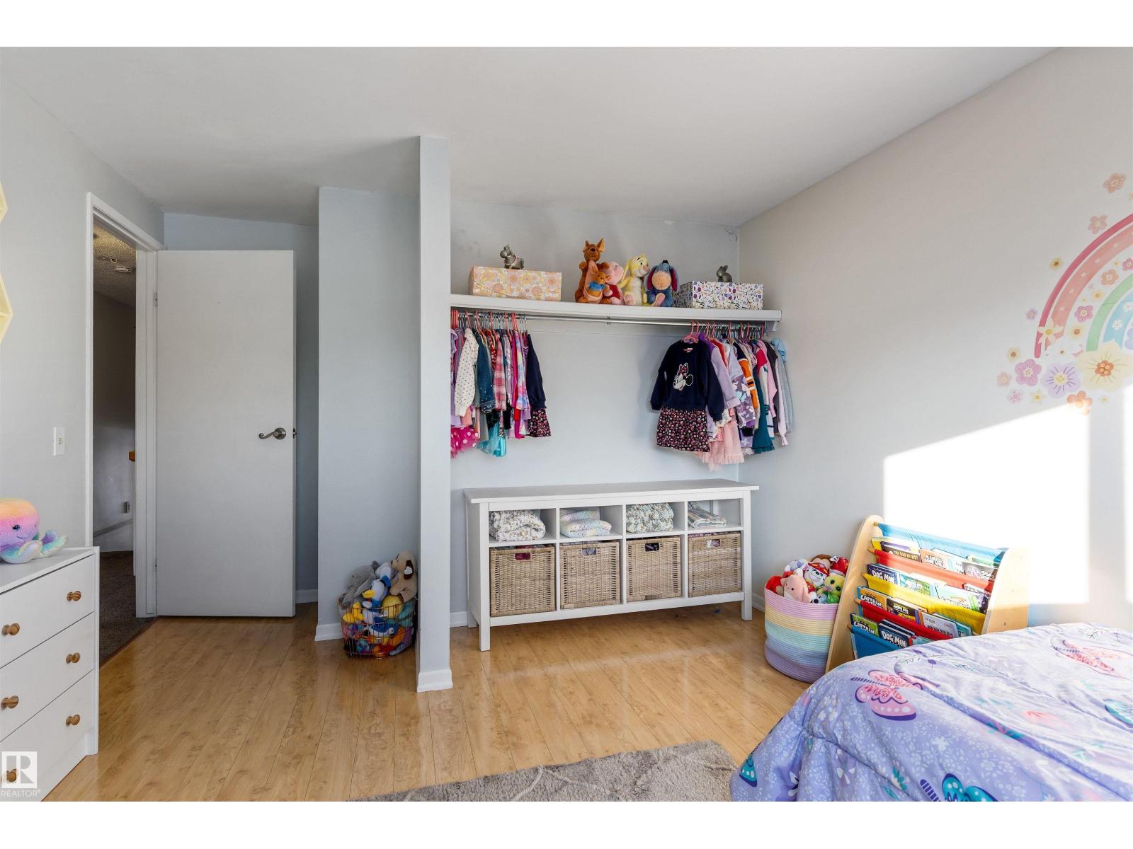 2707 138 AV NW, Edmonton