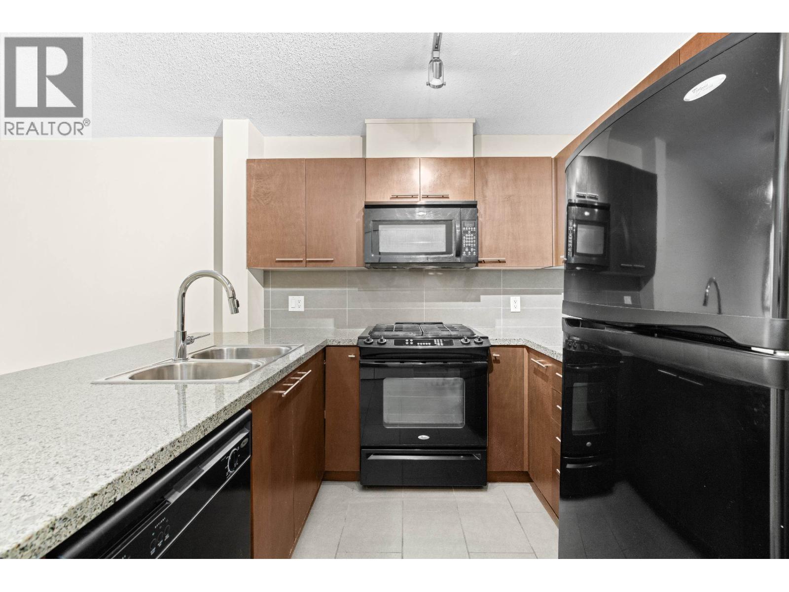 #506-9171 FERNDALE Road, Richmond