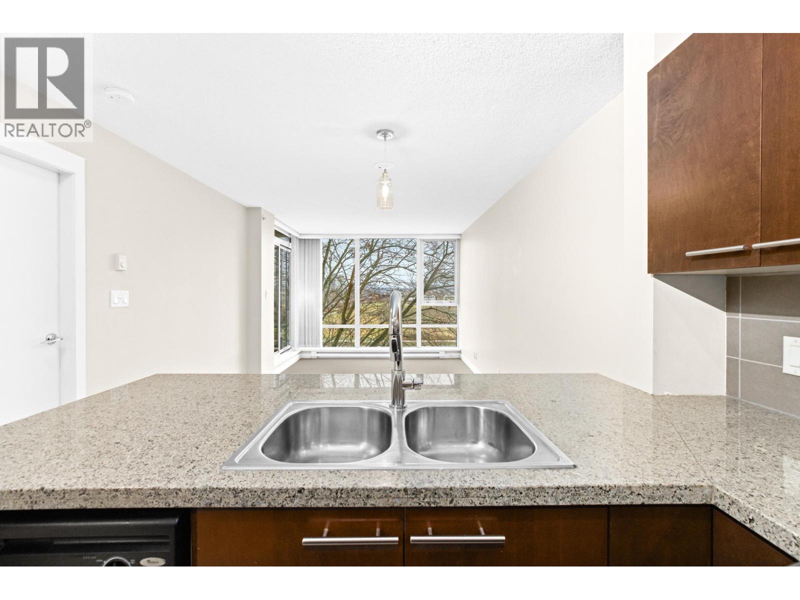 #506-9171 FERNDALE Road, Richmond