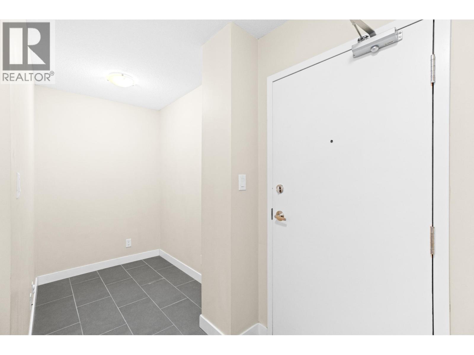 #506-9171 FERNDALE Road, Richmond