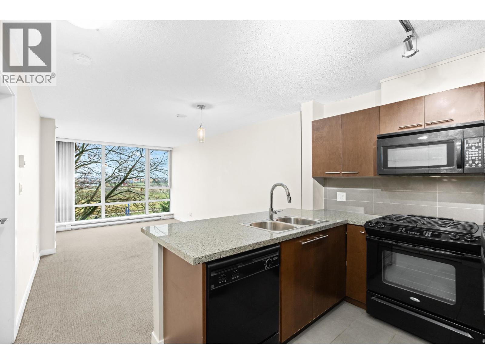 #506-9171 FERNDALE Road, Richmond