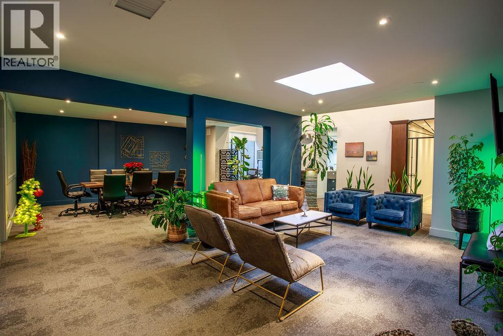 200 1455 Ellis Street, Kelowna