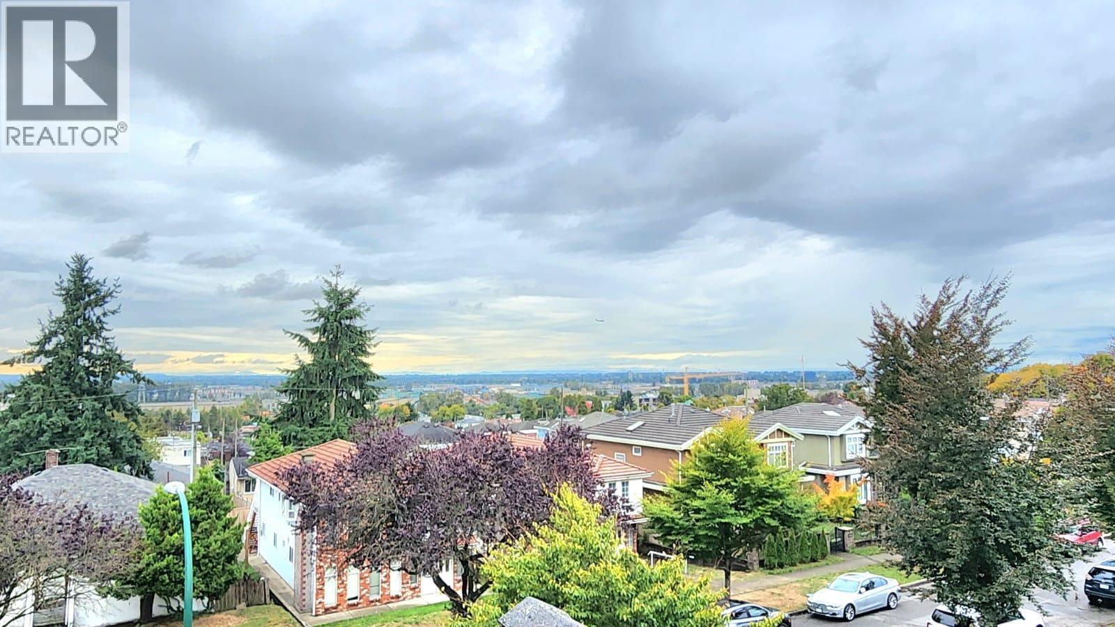 1941 E 1ST AVENUE, Vancouver