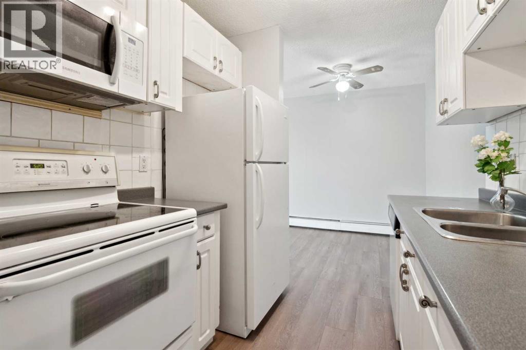 Single Family House for Sale in   Heritage Drive SE Acadia Calgary 