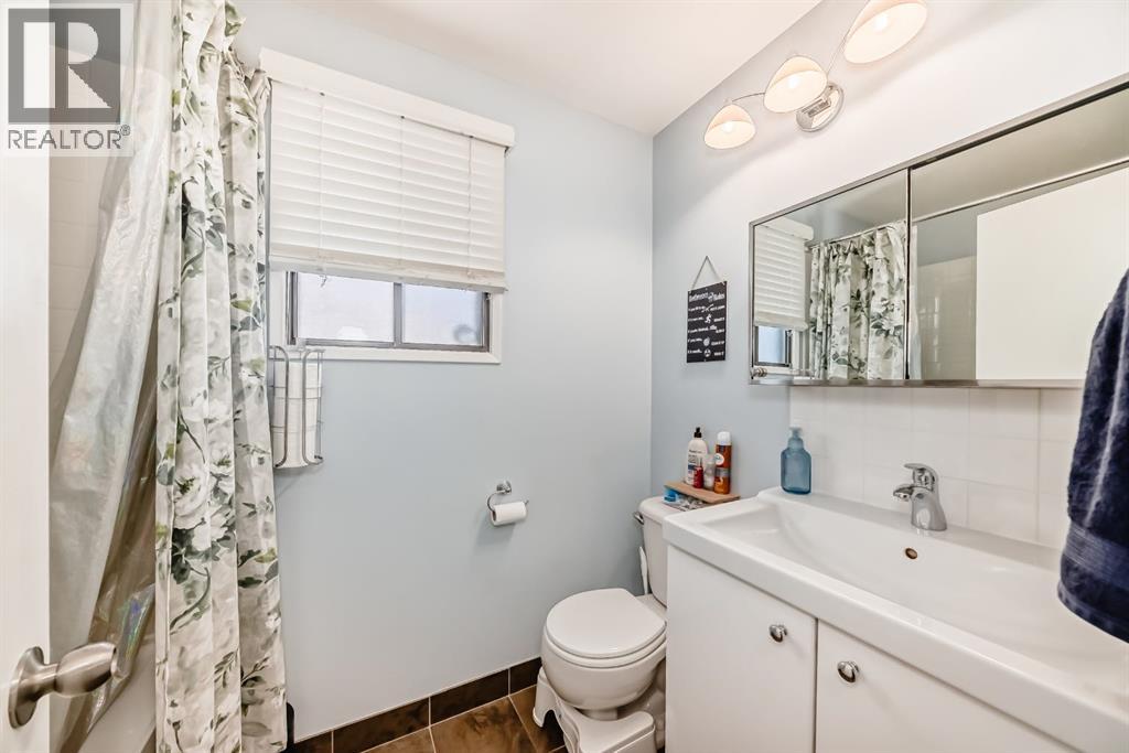 Single Family House for Sale in  Macewan Drive NW MacEwan Glen Calgary 