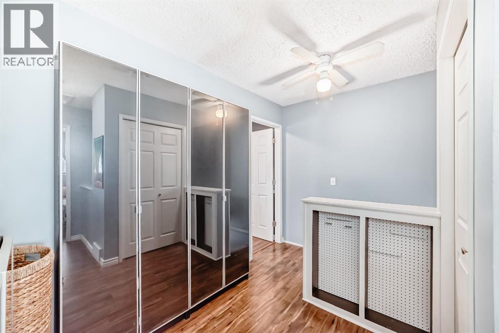 Single Family House for Sale in  Macewan Drive NW MacEwan Glen Calgary 