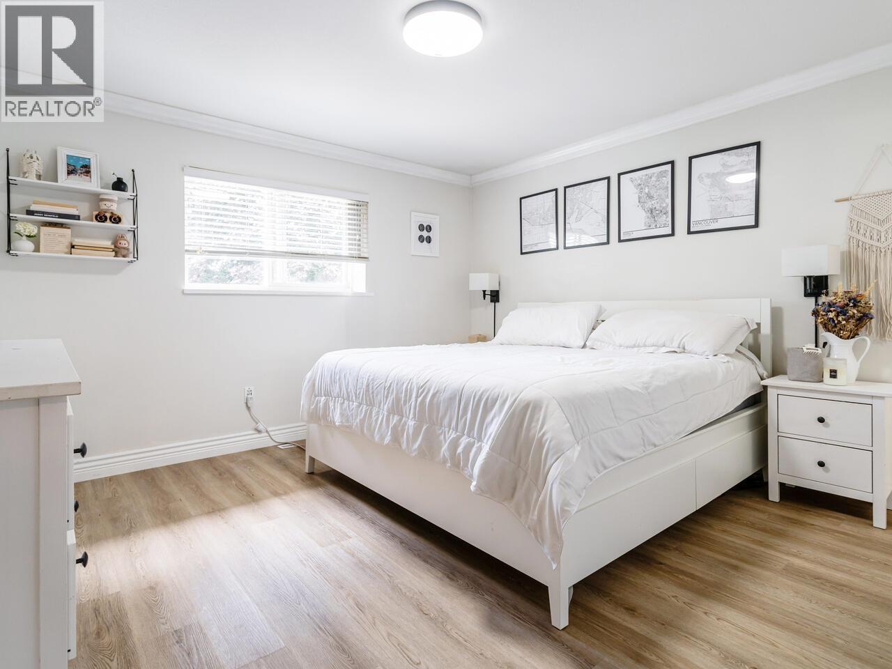 1986 FRASER AVENUE, Port Coquitlam