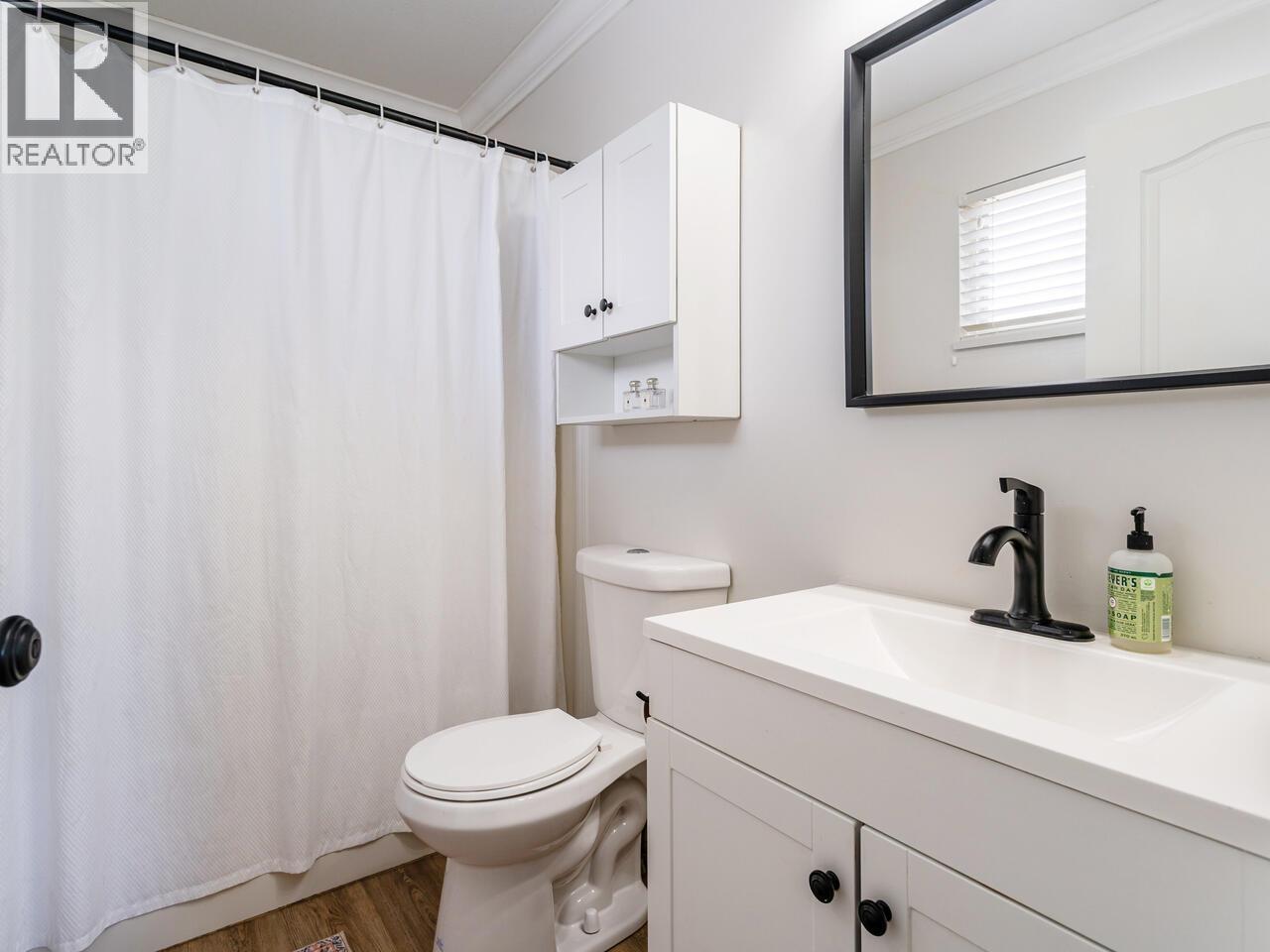 1986 FRASER AVENUE, Port Coquitlam