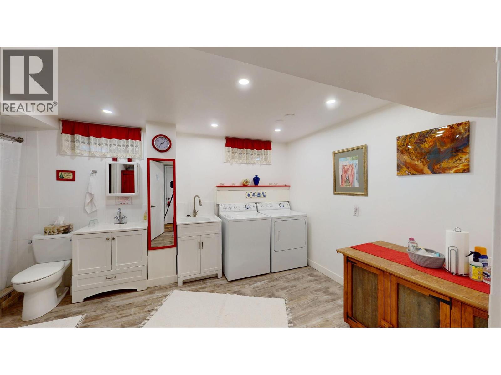 2225 Birch Street, Creston