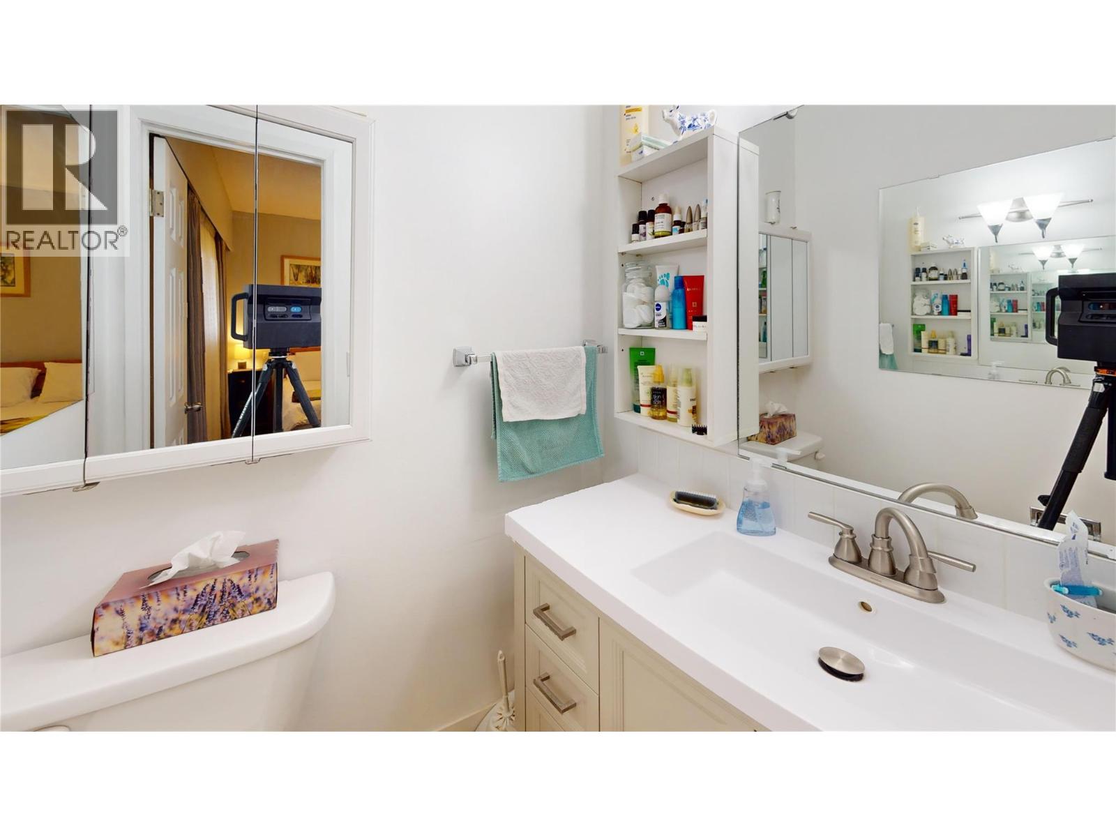 2225 Birch Street, Creston