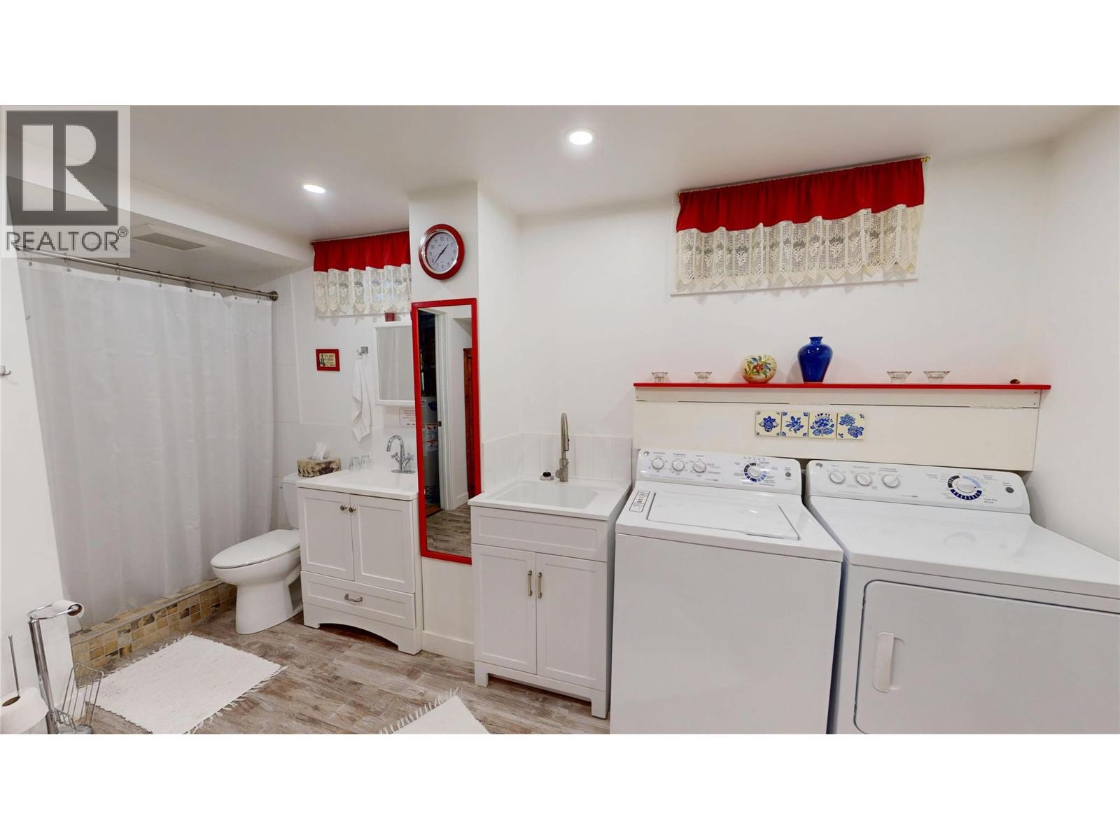 2225 Birch Street, Creston