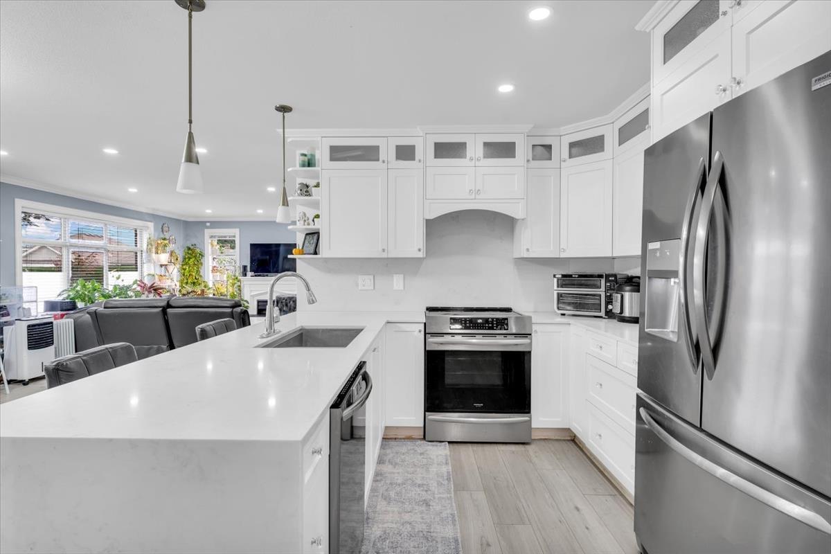 103 45753 STEVENSON ROAD, Sardis East Vedder, Chilliwack