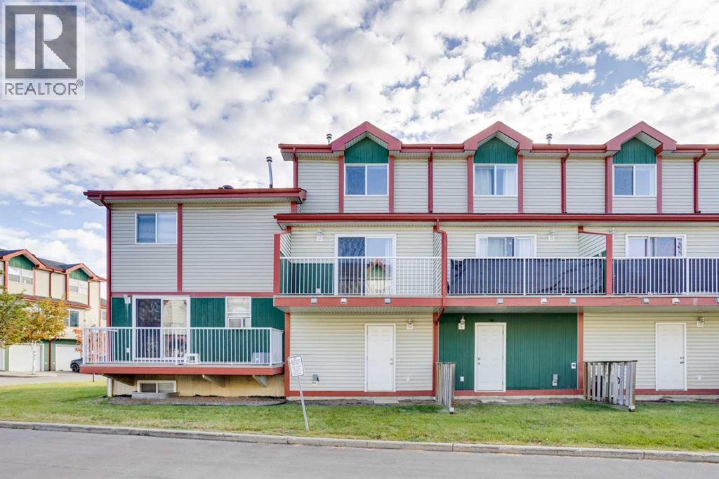 201 Arabian Drive, Fort McMurray