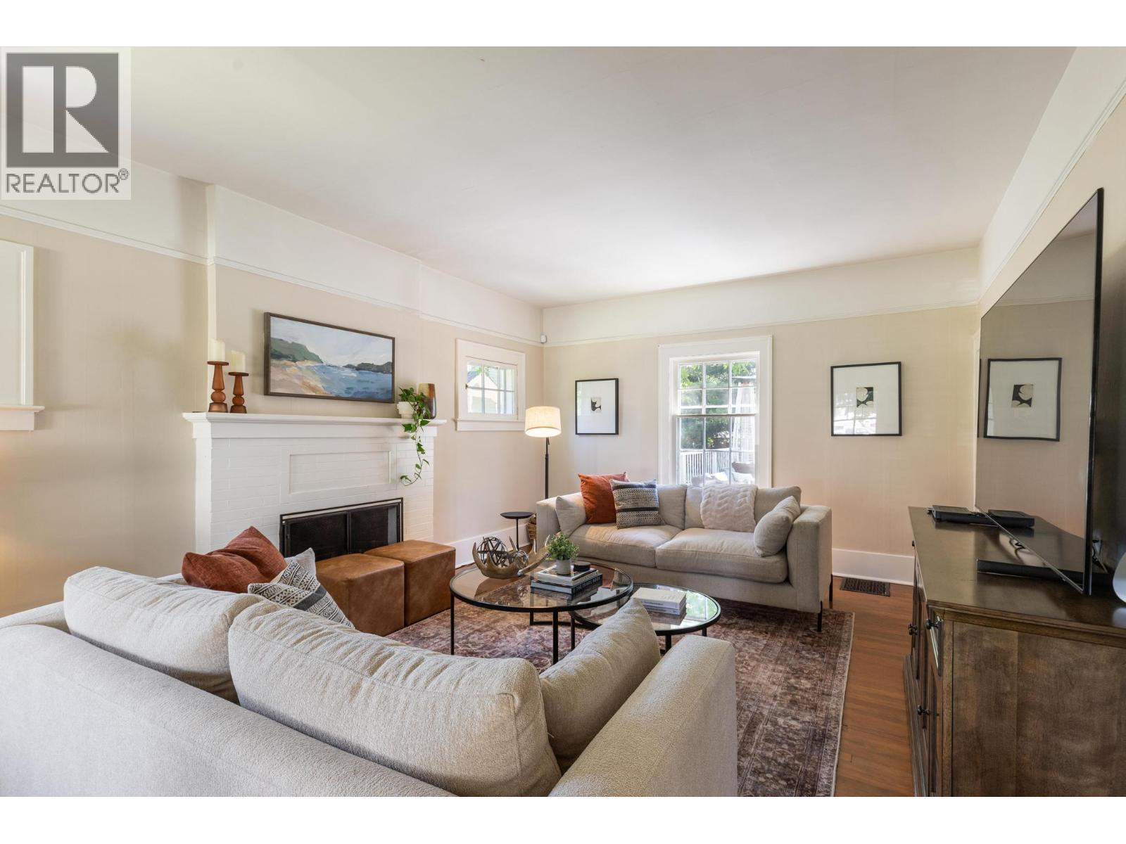  1001 Lawrence Avenue, Kelowna