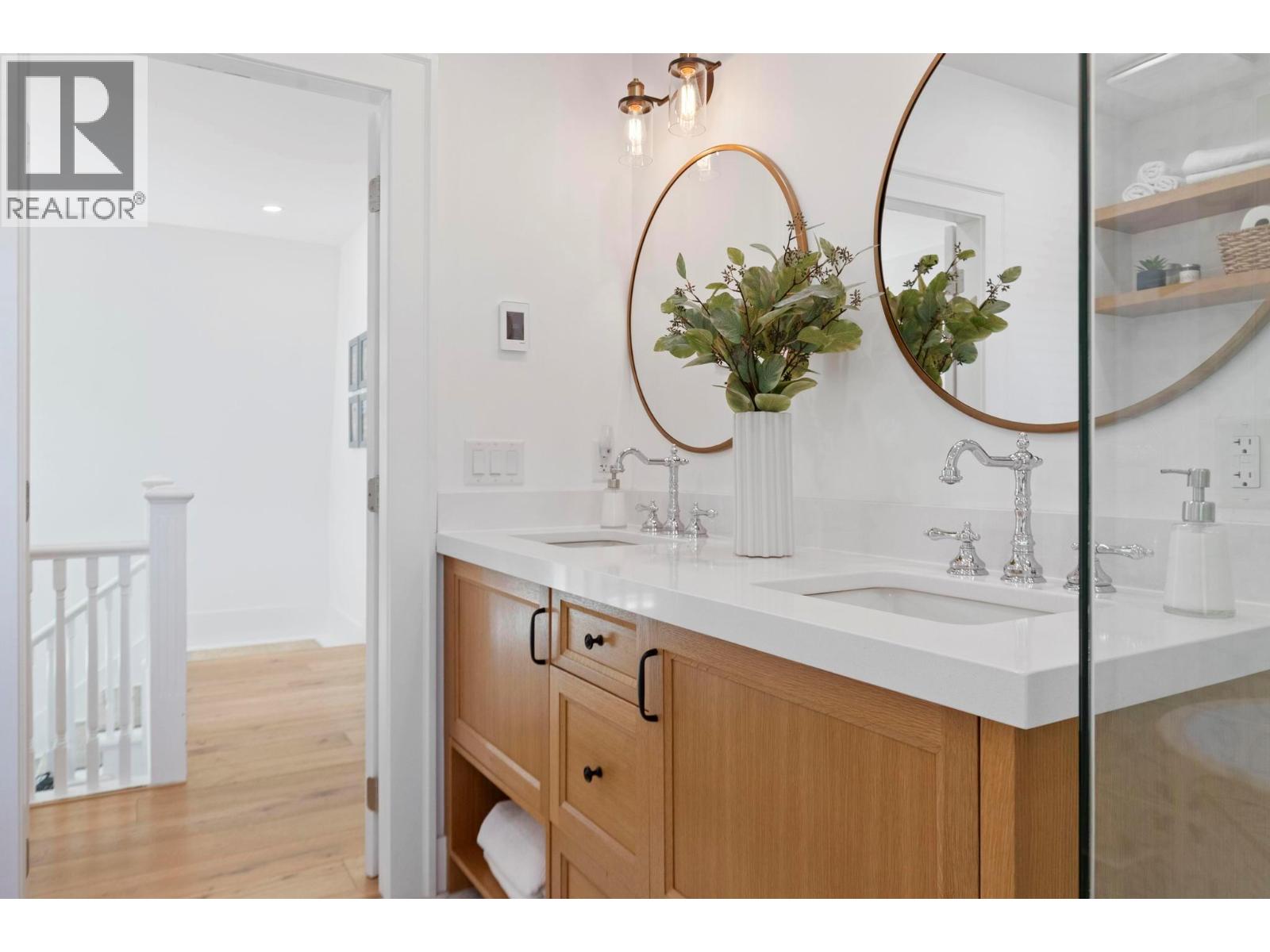  1001 Lawrence Avenue, Kelowna