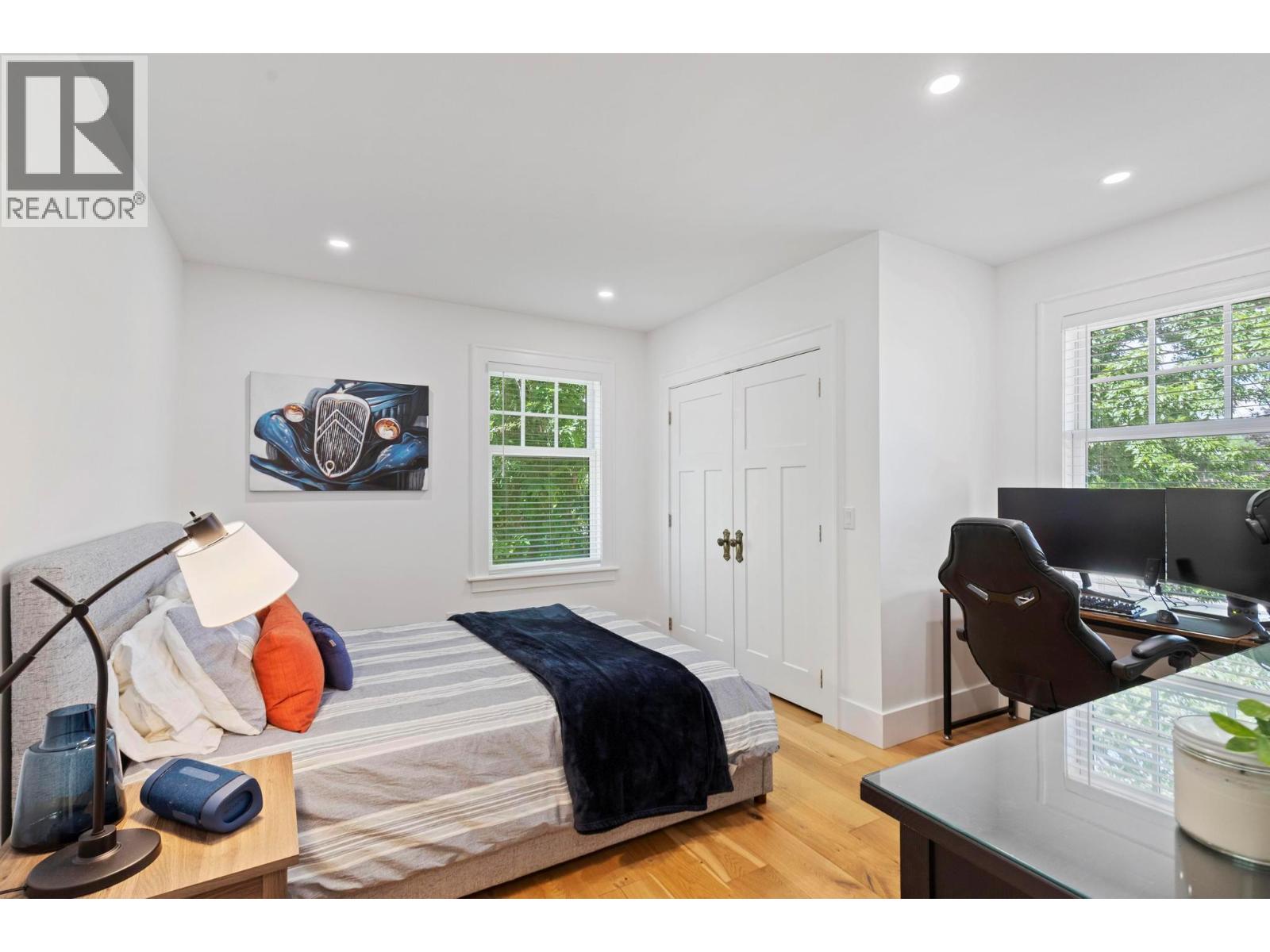  1001 Lawrence Avenue, Kelowna