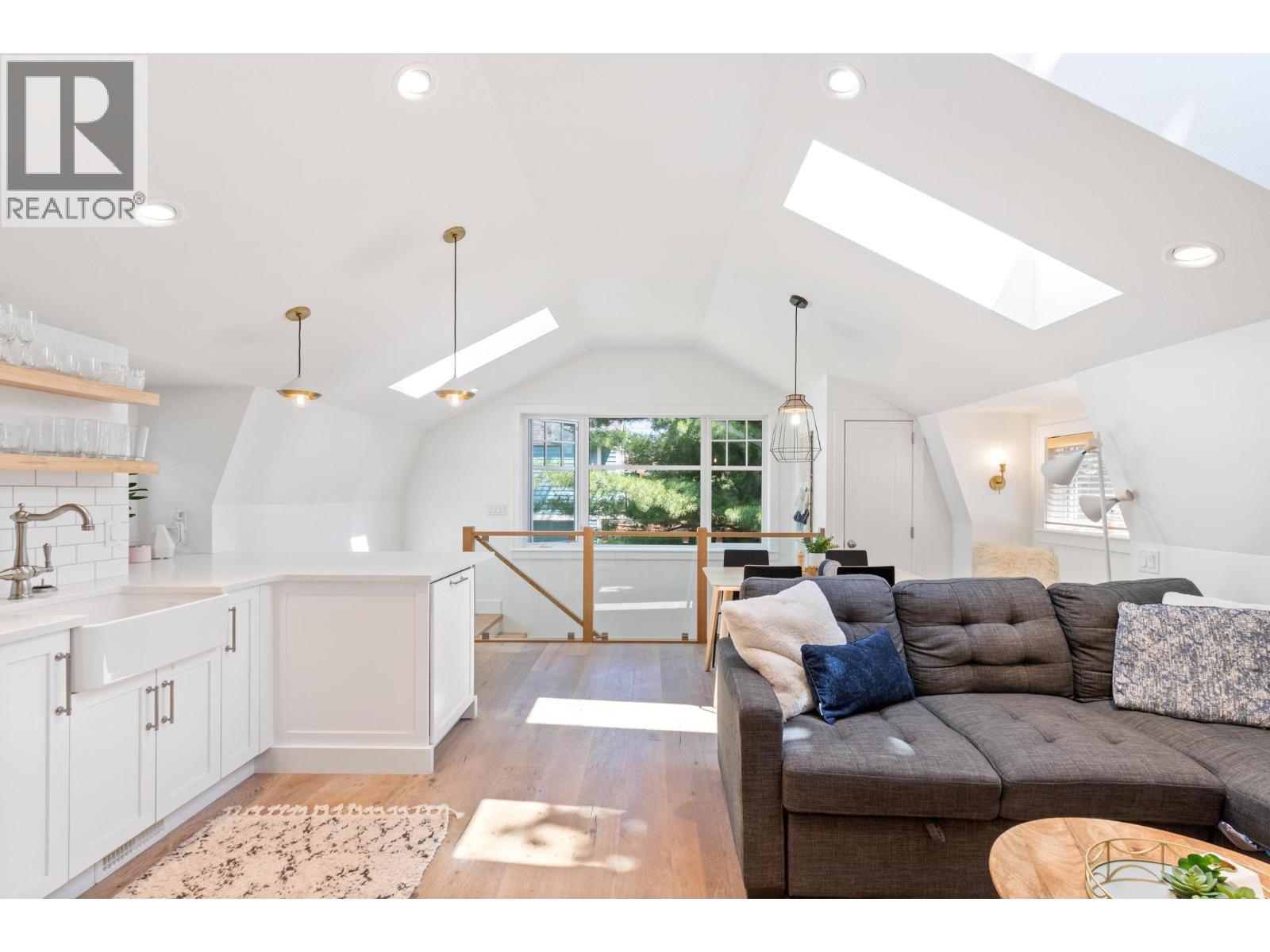  1001 Lawrence Avenue, Kelowna