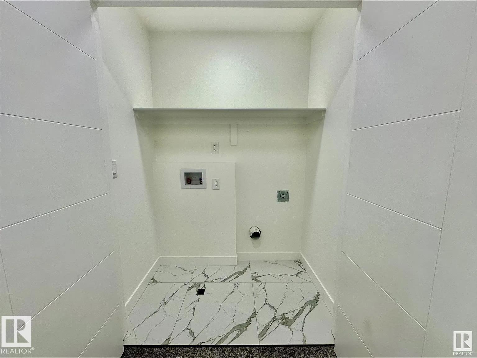 38 ASTORIA PL, Devon