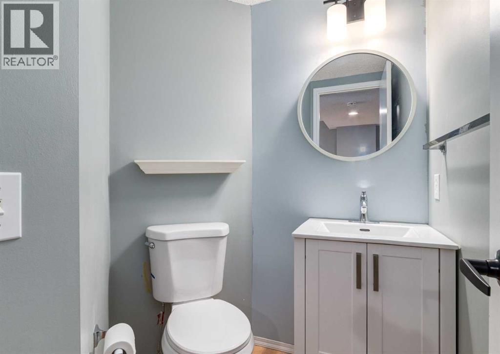 Single Family House for Sale in  Tuscany Springs Way NW Tuscany Calgary 