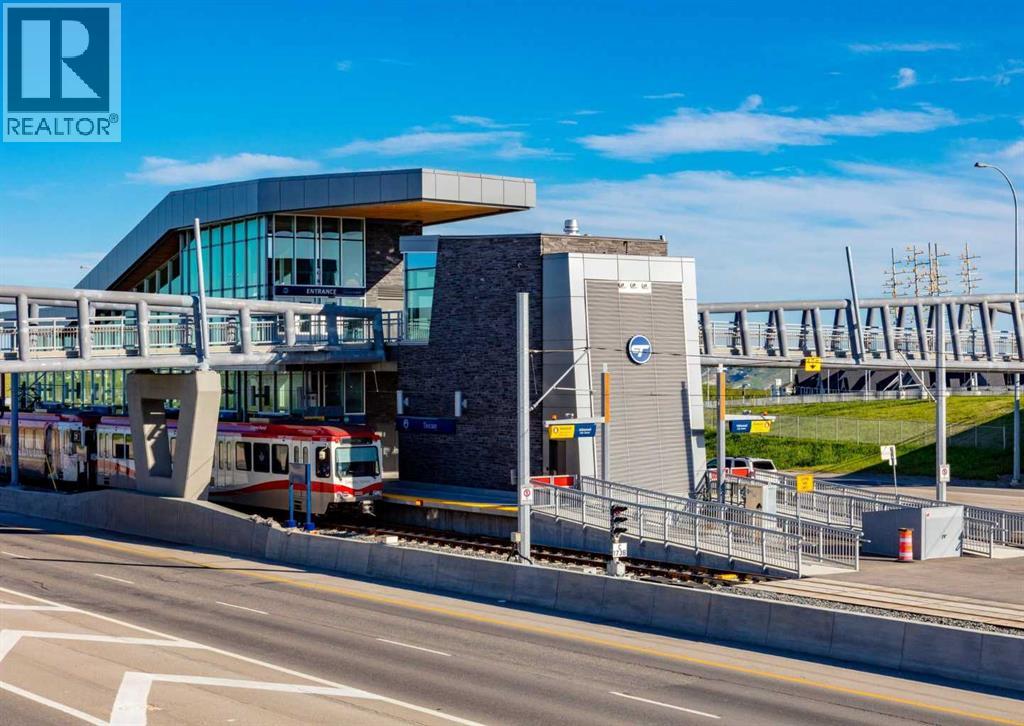 Single Family House for Sale in  Tuscany Springs Way NW Tuscany Calgary 