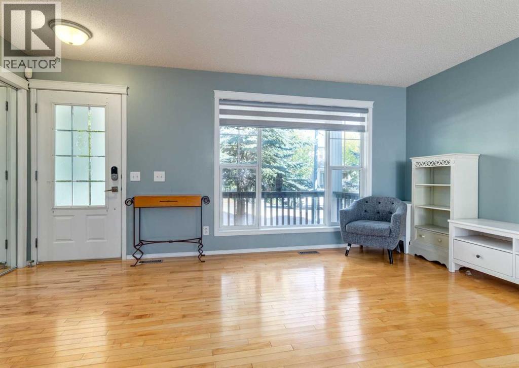 Single Family House for Sale in  Tuscany Springs Way NW Tuscany Calgary 