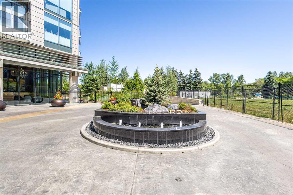 Single Family House for Sale in    Avenue SW Eau Claire Calgary 