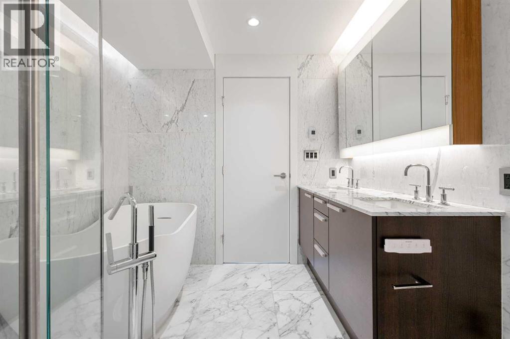 Single Family House for Sale in    Avenue SW Eau Claire Calgary 