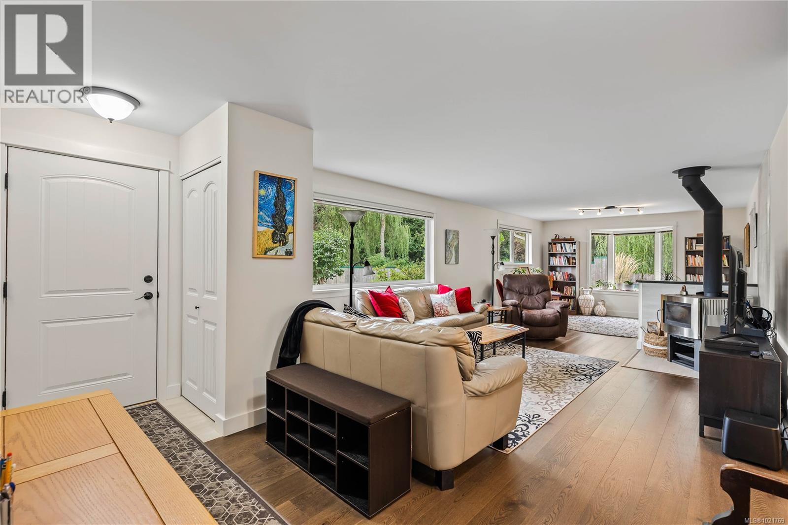  220 Park Drive, Salt Spring